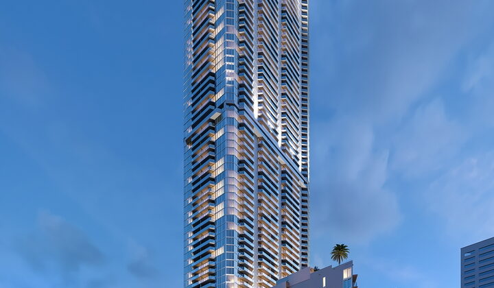 6. Panorama's Wast Facade