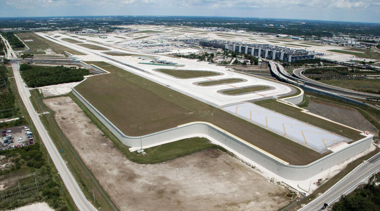 FLL Airport Runway
